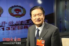 似乎也表白中国片子曾经一脚踏进工业化出产